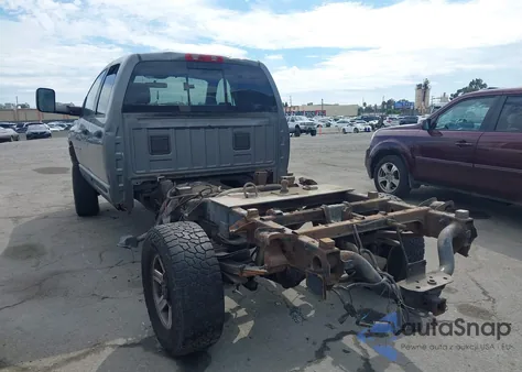 2005 Dodge Ram 3500 Slt/Laramie z USA, uszkodzony, nr VIN 3D7LS38CX5G703038